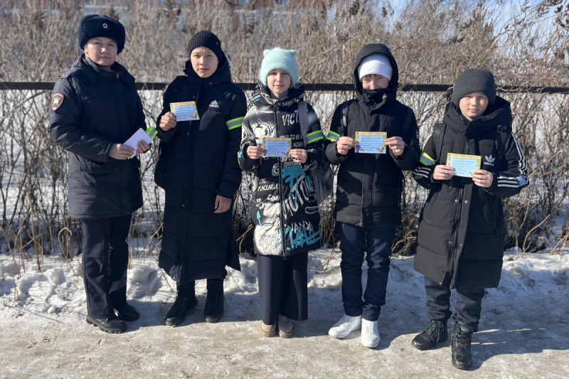 В Бичурском районе автоинспекторы проверили соблюдение детьми правил дорожной безопасности по пути в школу.