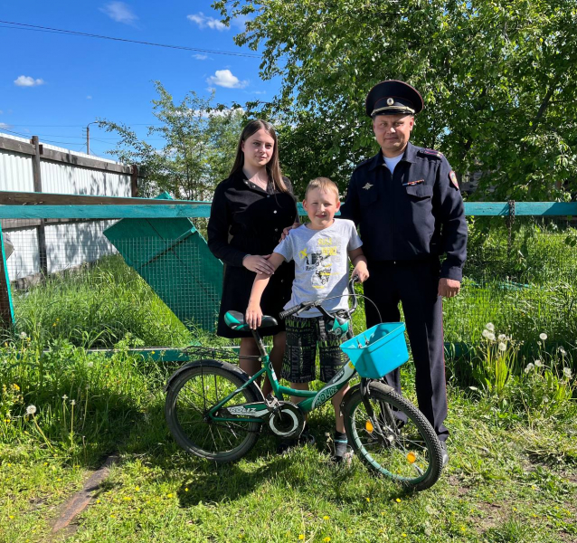 Полицейские Бичурского района вернули 9-летнему ребенку похищенный велосипед.