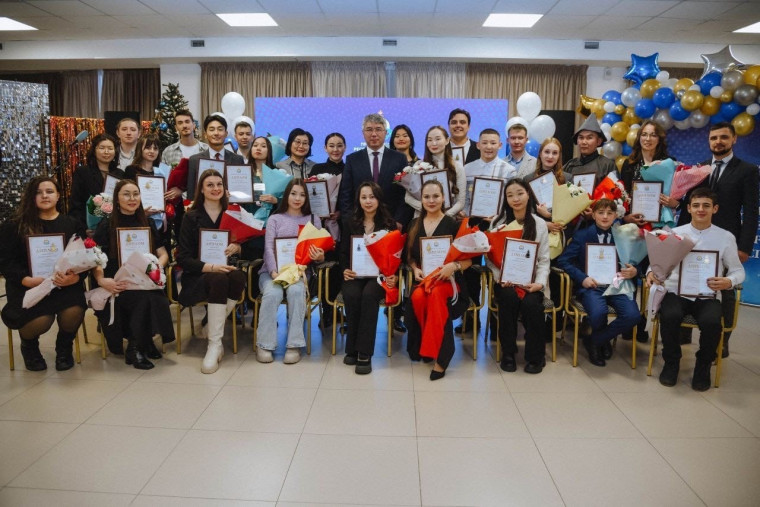 Талантливые дети Бичурского района получили государственные премии.